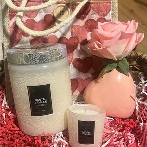 Voluspa Santal Vanille Valentines Day Gift Set
